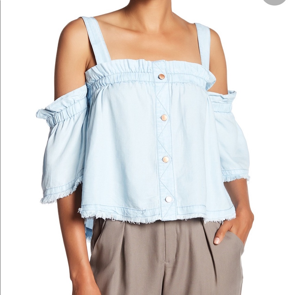 Off the shoulder Romeo & Juliet Couture Top